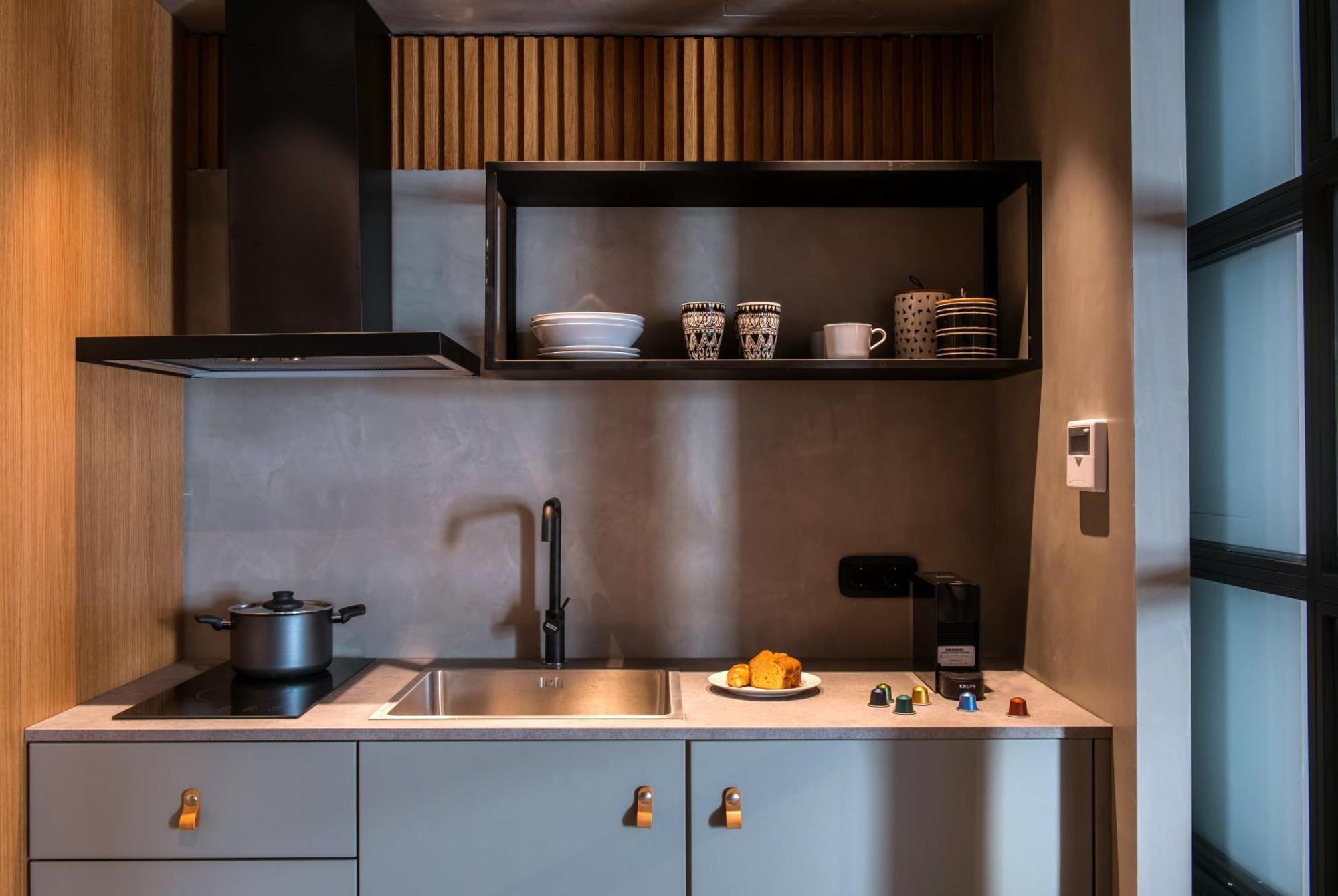 King'S Blue, Urban Suites Heraklion Exteriör bild