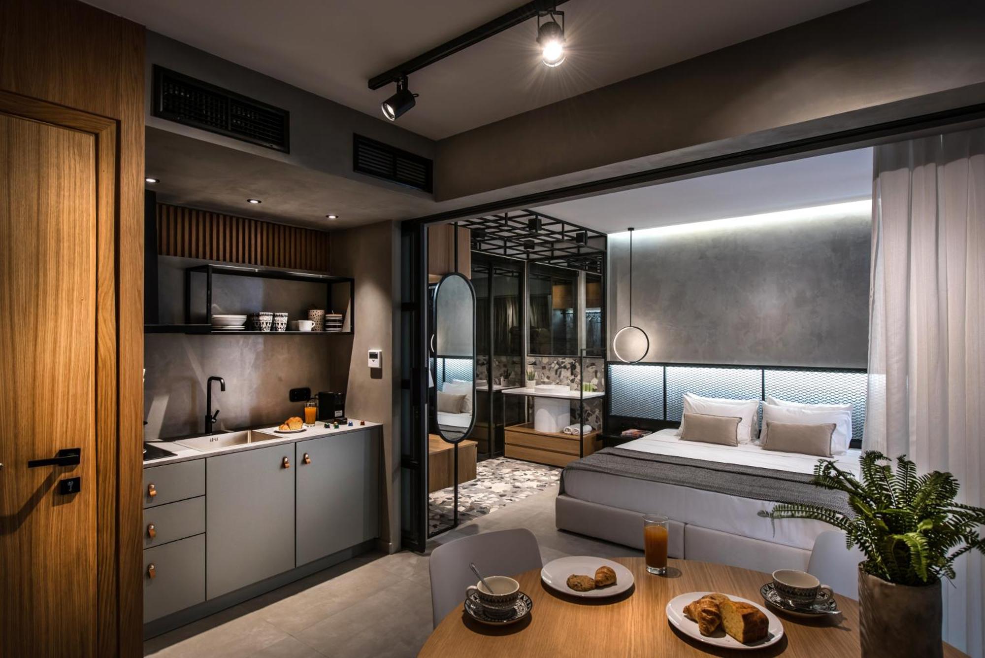 King'S Blue, Urban Suites Heraklion Exteriör bild