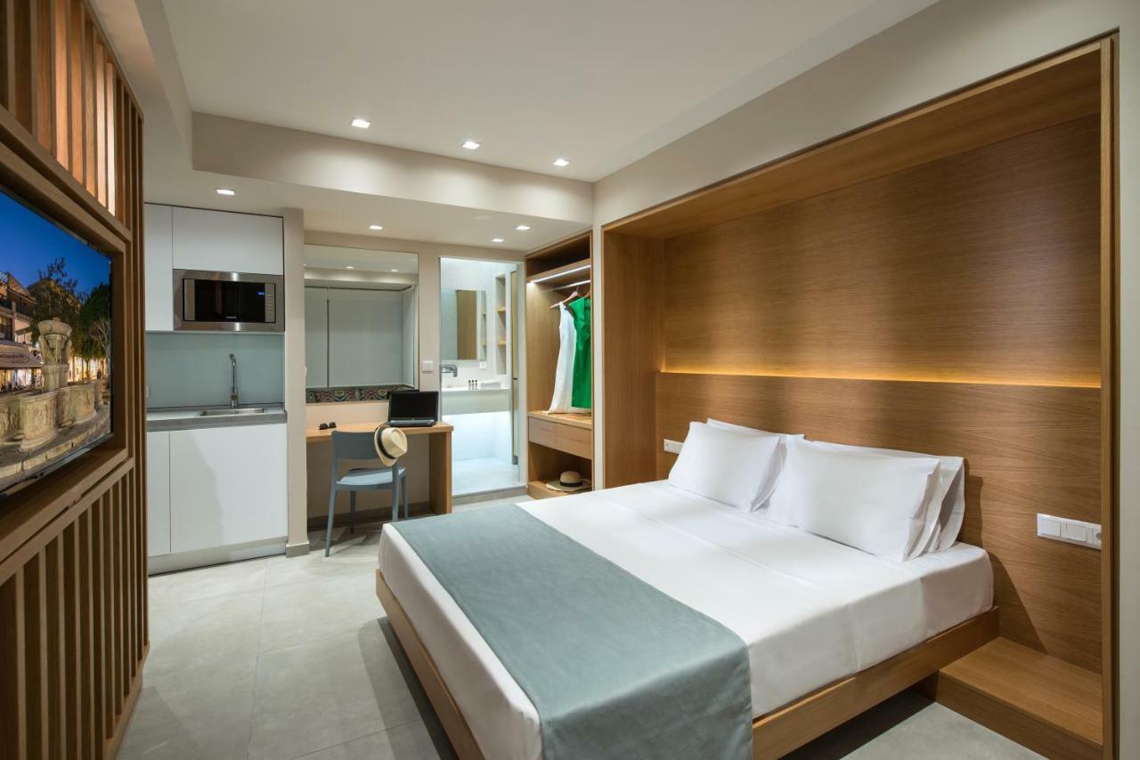 King'S Blue, Urban Suites Heraklion Exteriör bild
